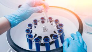 Automation and AI: Transforming the Modern Clinical Laboratory